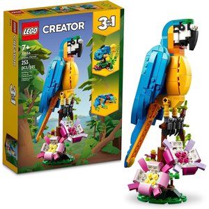 Parrot Building Toy Set, Transforms to 3 Different Animal Figures For Kids